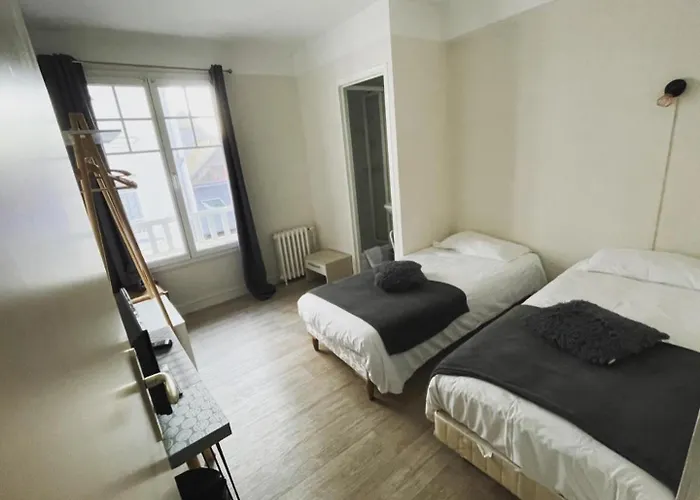 Hôtel accueillant les animaux: Les Chiens du Guet